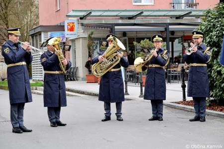 Predsednica Republike Slovenije dr. Nataša Pirc Musar k spomeniku Rudolfa Maistra – Vojanova položila cvetje (6)